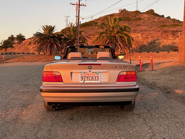 Used 1999 BMW 328i Convertible RWD image 10