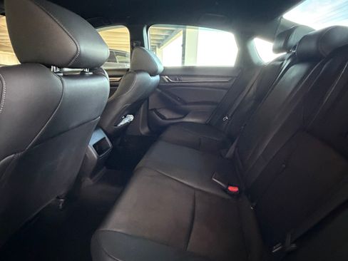 Used 2020 Honda Accord Sport image 11