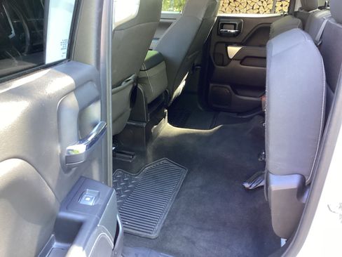 Used 2018 Chevrolet Silverado 1500 LT w/ All Star Edition AWD/4WD image 9
