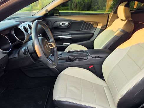 Used 2023 Ford Mustang Premium RWD image 10