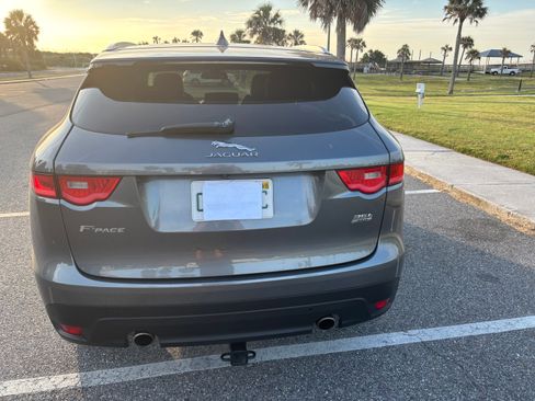 Used 2018 Jaguar F-PACE R-Sport AWD/4WD image 25