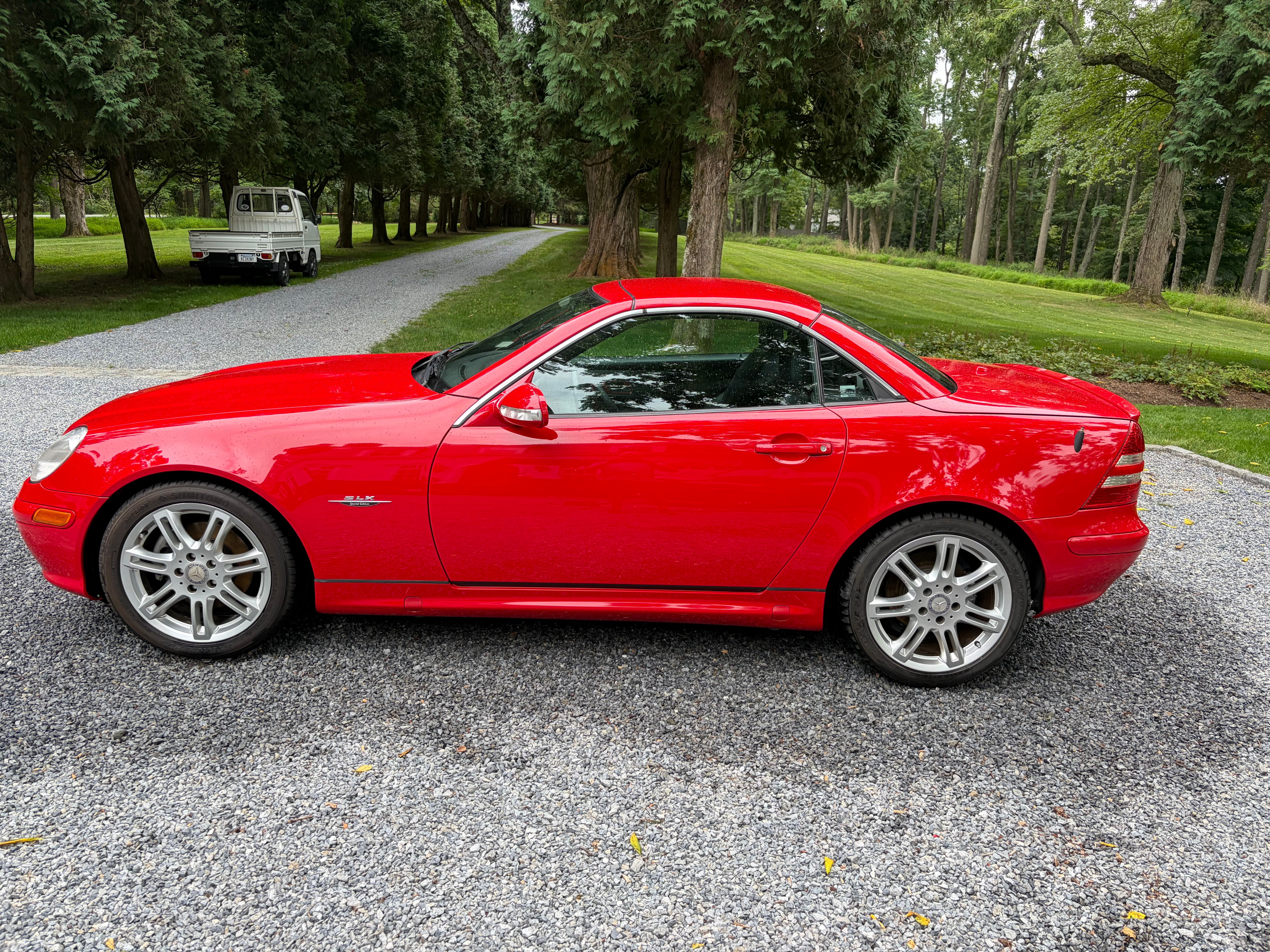 Used 2004 Mercedes-Benz SLK 320 image 2