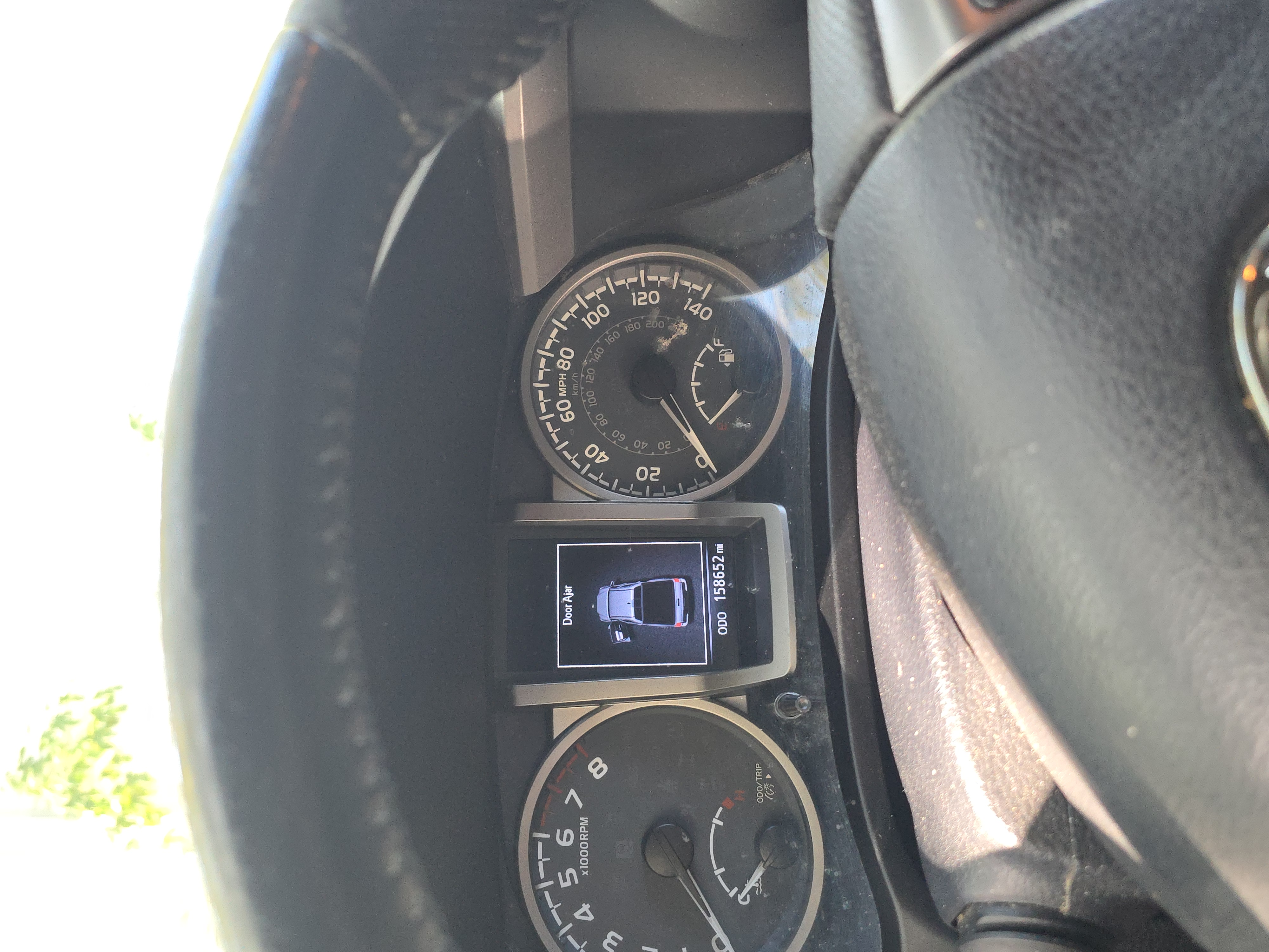 Used 2017 Toyota Tacoma Limited w/ Tow Package RWD image 12