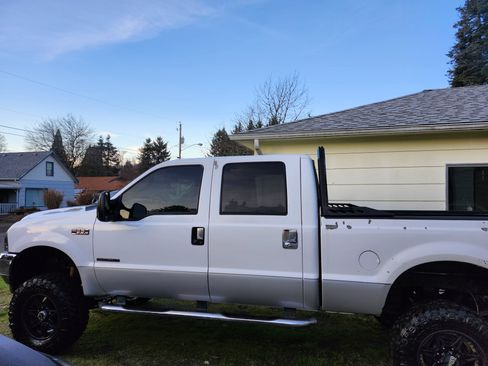 Used 2003 Ford F350 Lariat image 19