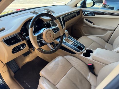 Used 2015 Porsche Macan S AWD/4WD image 24