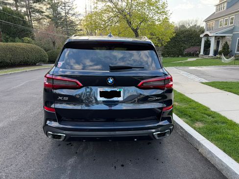 Used 2019 BMW X5 xDrive40i w/ M Sport Package AWD/4WD image 6