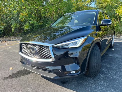 Used 2019 INFINITI QX50 Luxe w/ Navigation Package image 2