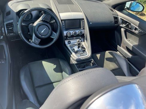 Used 2017 Jaguar F-TYPE Convertible image 6