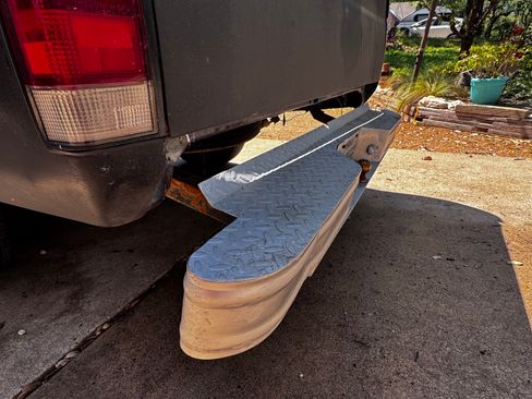 Used 1994 Nissan Pickup XE image 15