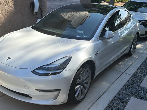 Used 2020 Tesla Model 3 RWD image 1