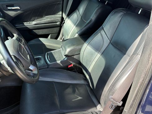 Used 2015 Dodge Charger SXT w/ Premium Group RWD image 8