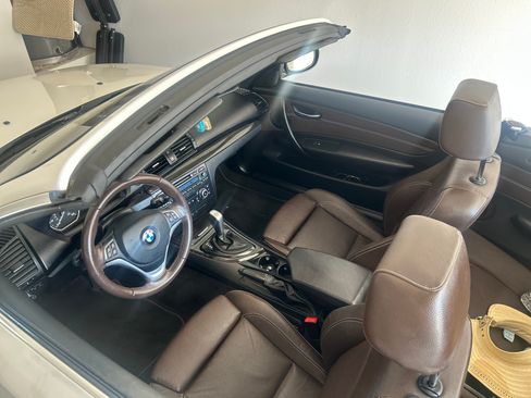 Used 2013 BMW 128i Convertible w/ Premium Pkg image 10