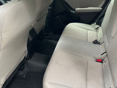 Used 2014 Subaru Forester 2.5i Premium w/ Popular Package #2 AWD/4WD image 12