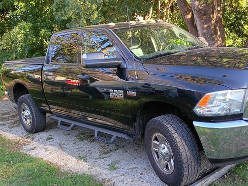 Used 2017 RAM 2500 Tradesman w/ Chrome Appearance Group image 1