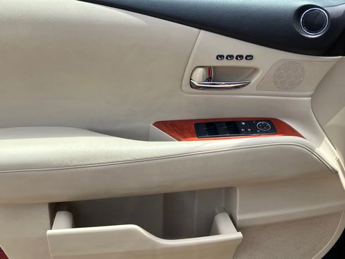 Used 2010 Lexus RX 350 2WD image 17