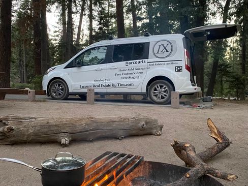 Used 2022 Ford Transit Connect XLT w/ XLT Premium Package image 1