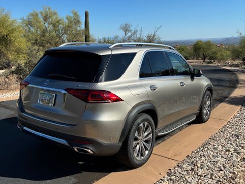 Used 2020 Mercedes-Benz GLE 350 4MATIC image 10