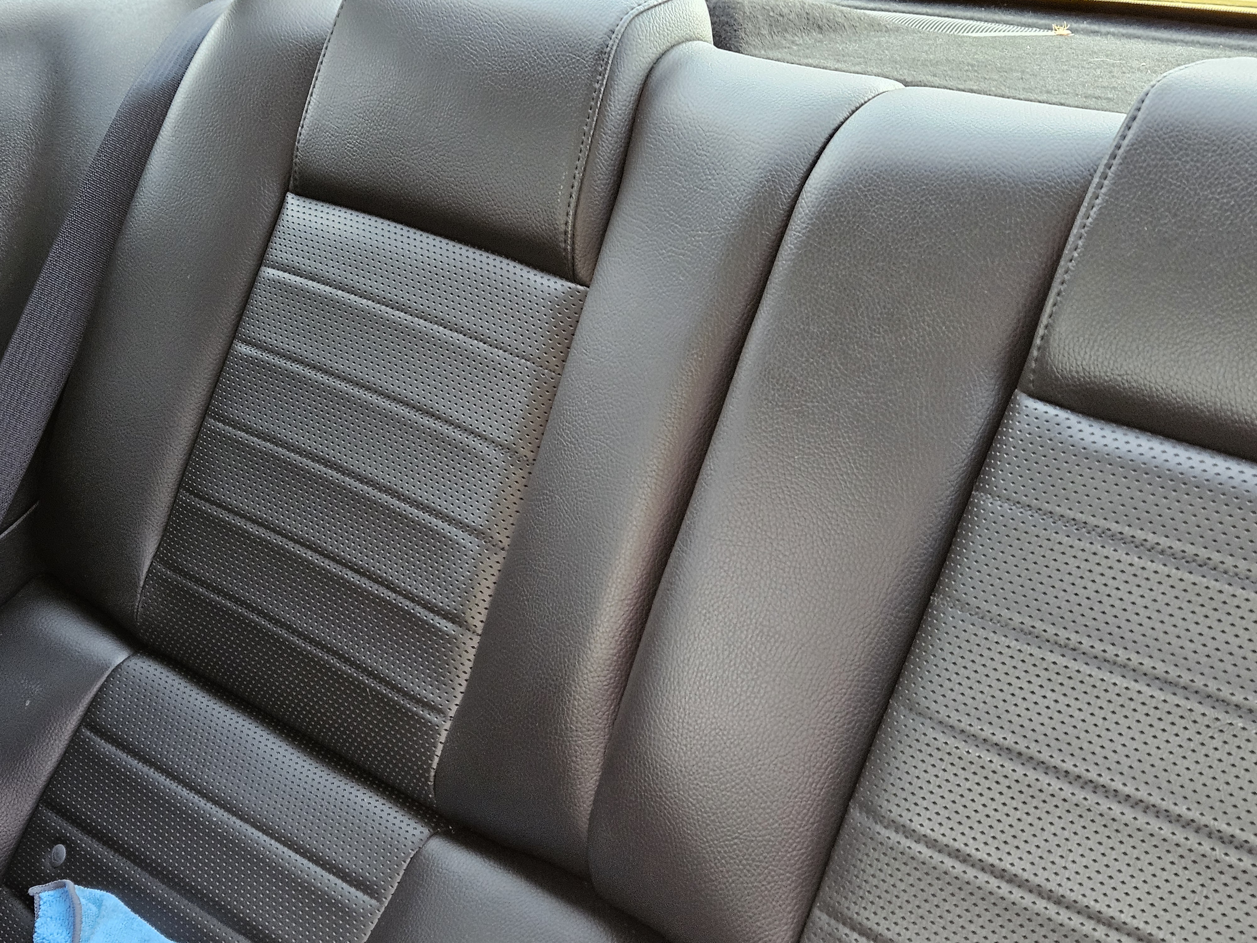 Used 2005 Ford Mustang GT Premium RWD image 11