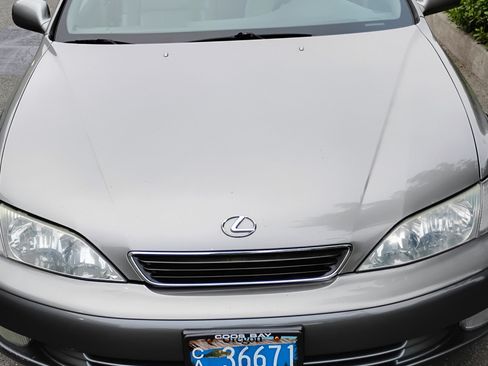 Used 1999 Lexus ES 330 image 4