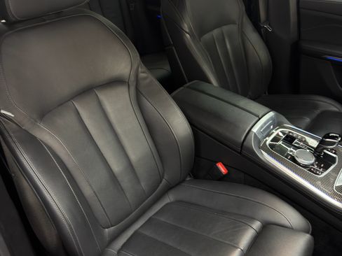 Used 2022 BMW X5 M50i w/ Premium Package AWD/4WD image 19