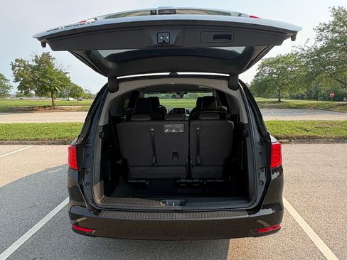 Used 2018 Honda Odyssey EX image 15