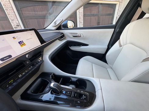 Used 2024 Toyota Crown Limited Sedan 4D image 20