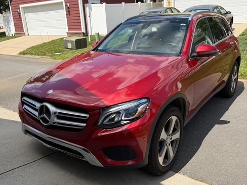 Used 2017 Mercedes-Benz GLC 300 image 1