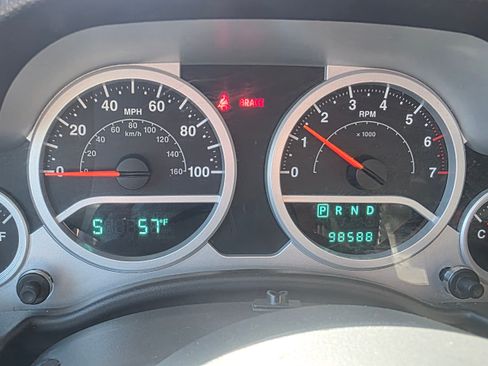 Used 2007 Jeep Wrangler Unlimited Sahara w/ Trailer Tow Group image 4