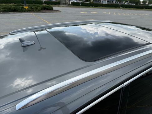 Used 2018 Audi Q7 3.0T Premium Plus w/ Premium Plus Package image 17