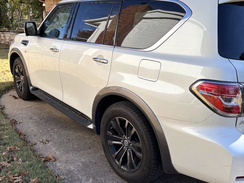 Used 2018 Nissan Armada Platinum w/ Cargo Package image 4