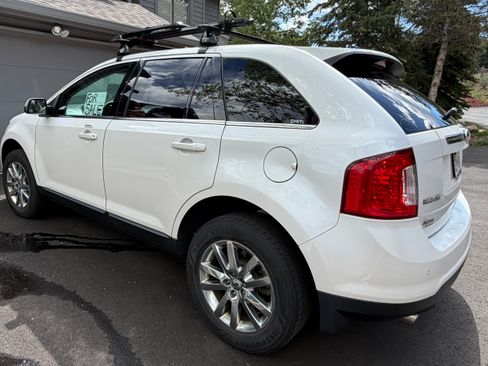 Used 2014 Ford Edge Limited AWD/4WD image 2