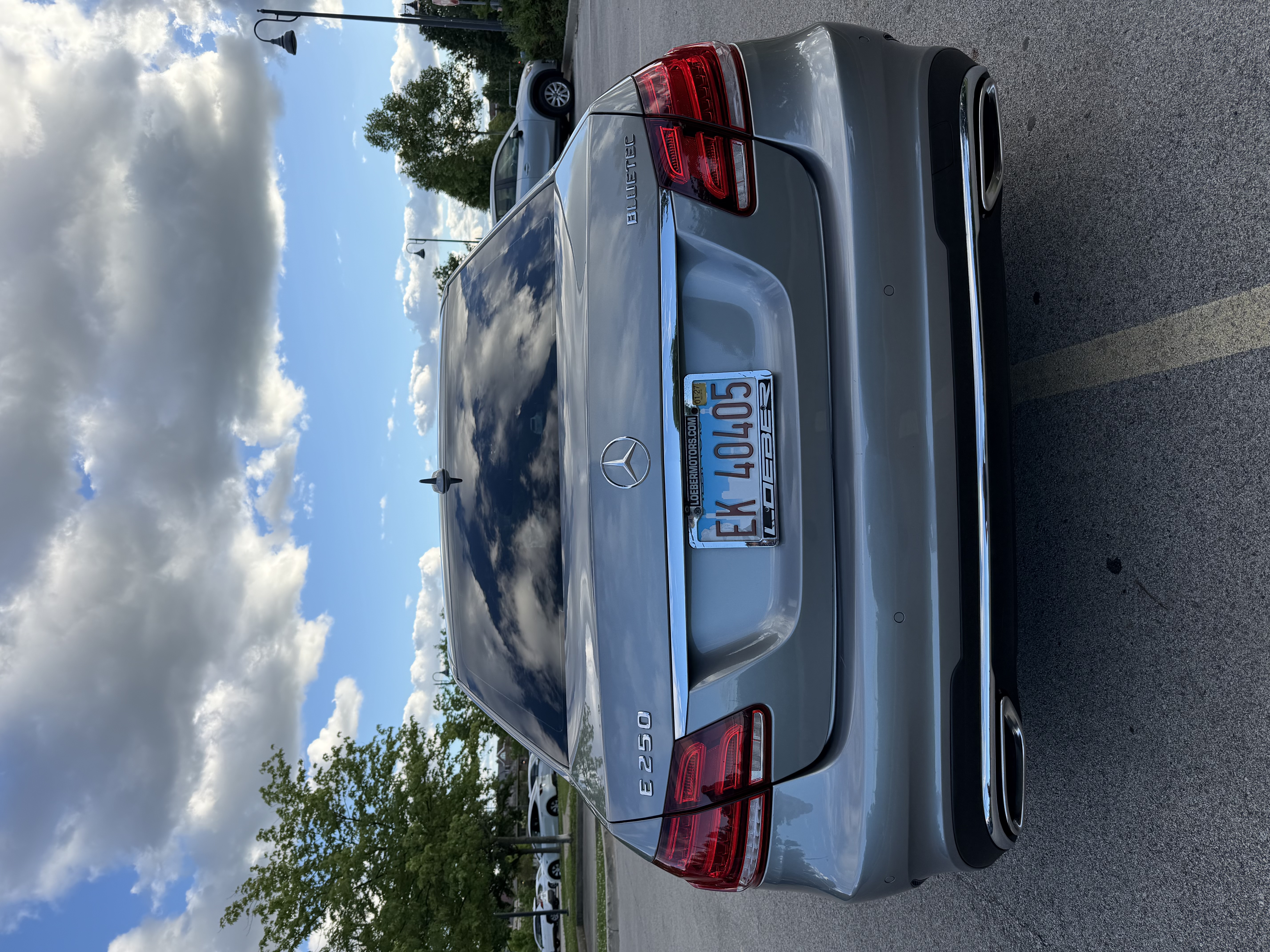 Used 2014 Mercedes-Benz E 250 BlueTEC 4MATIC Sedan image 10