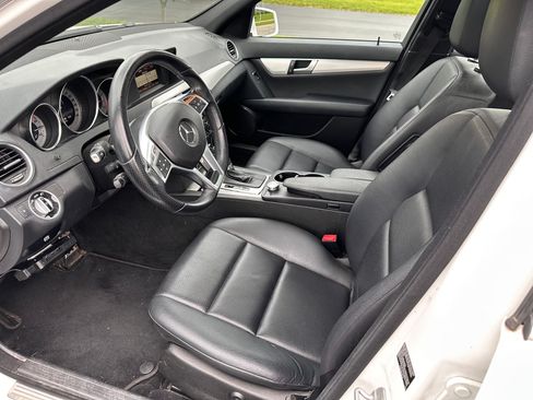 Used 2014 Mercedes-Benz C 300 4MATIC Sedan image 13