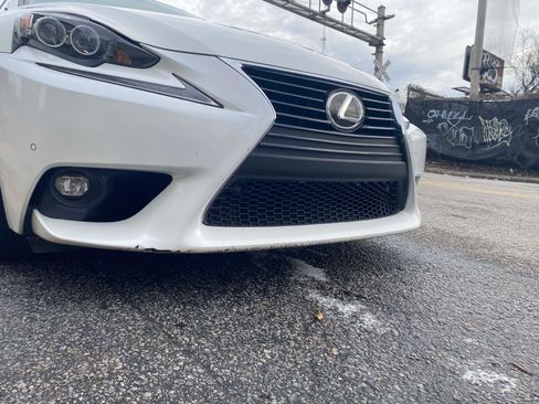 Used 2015 Lexus IS 250 image 16