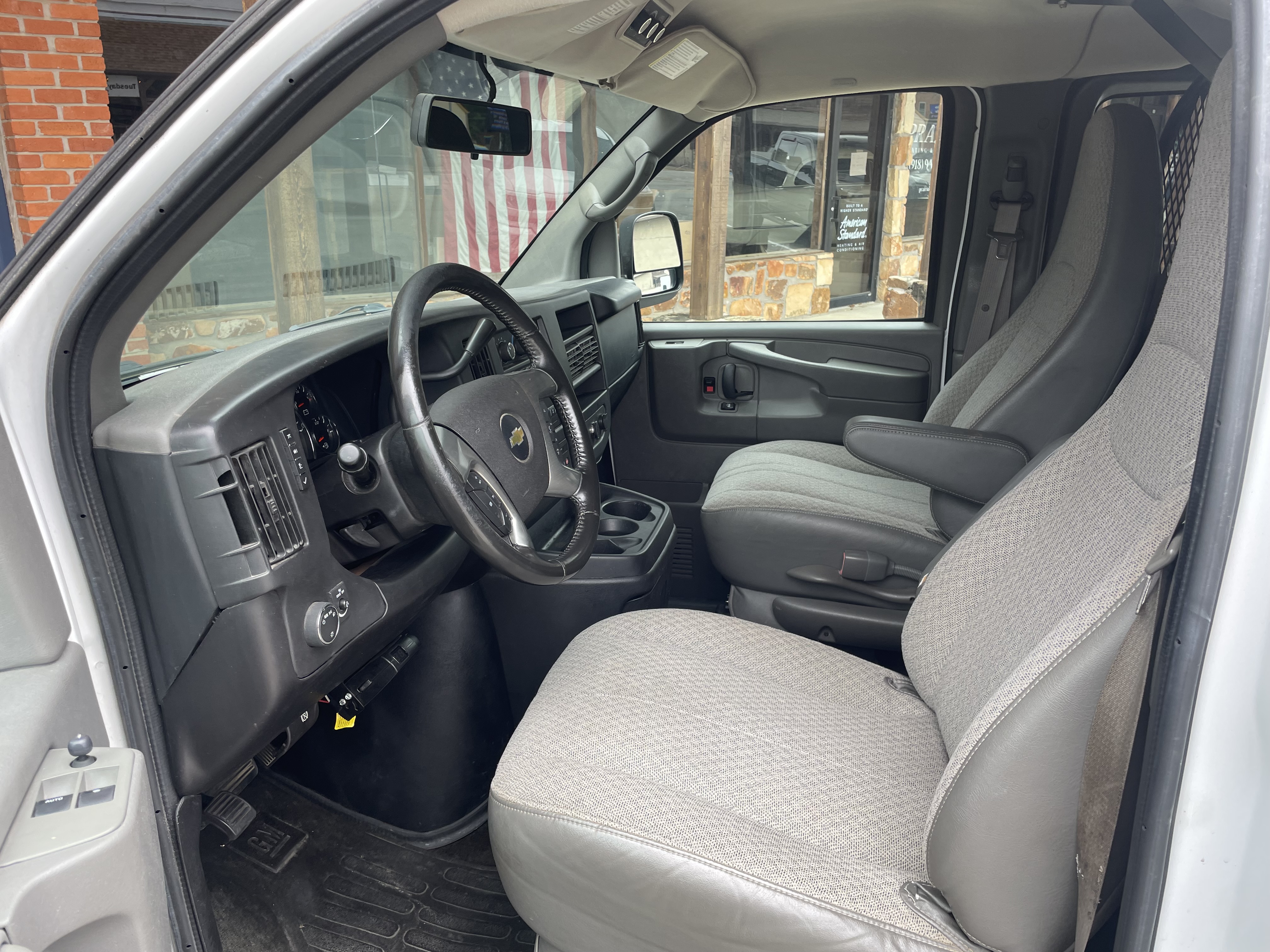Used 2014 Chevrolet Express 1500 LT w/ LT Preferred Equipment Group RWD image 8