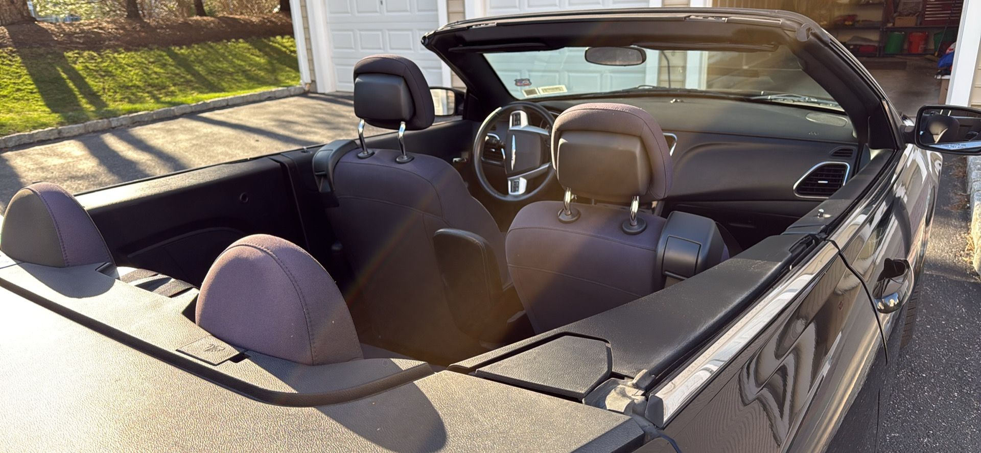 Used 2013 Chrysler 200 Touring FWD image 7