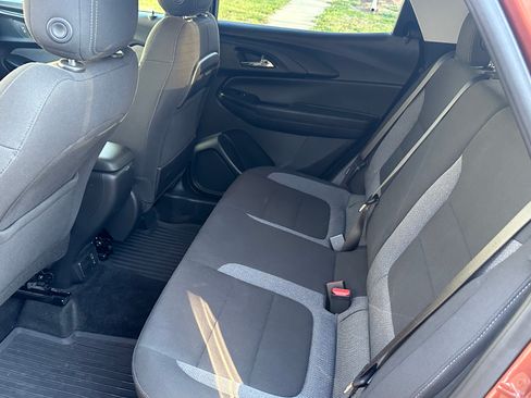 Used 2021 Chevrolet TrailBlazer LT w/ Sun and Liftgate Package image 9