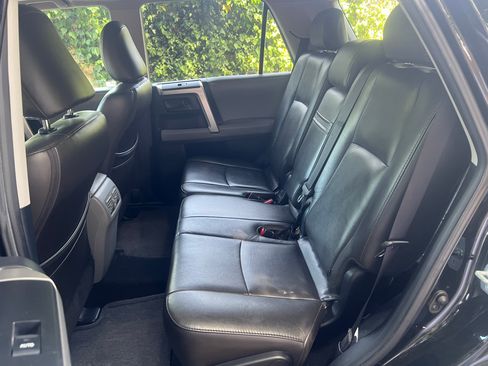 Used 2010 Toyota 4Runner SR5 image 12