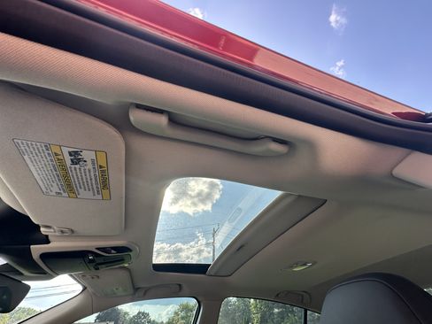 Used 2023 Subaru Legacy Limited image 5