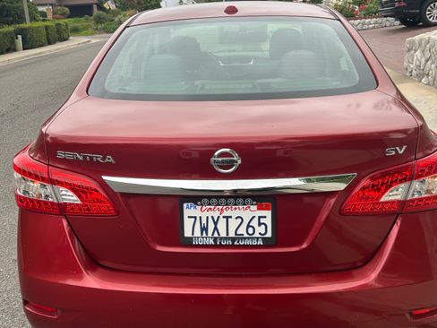 Used 2015 Nissan Sentra SV image 12