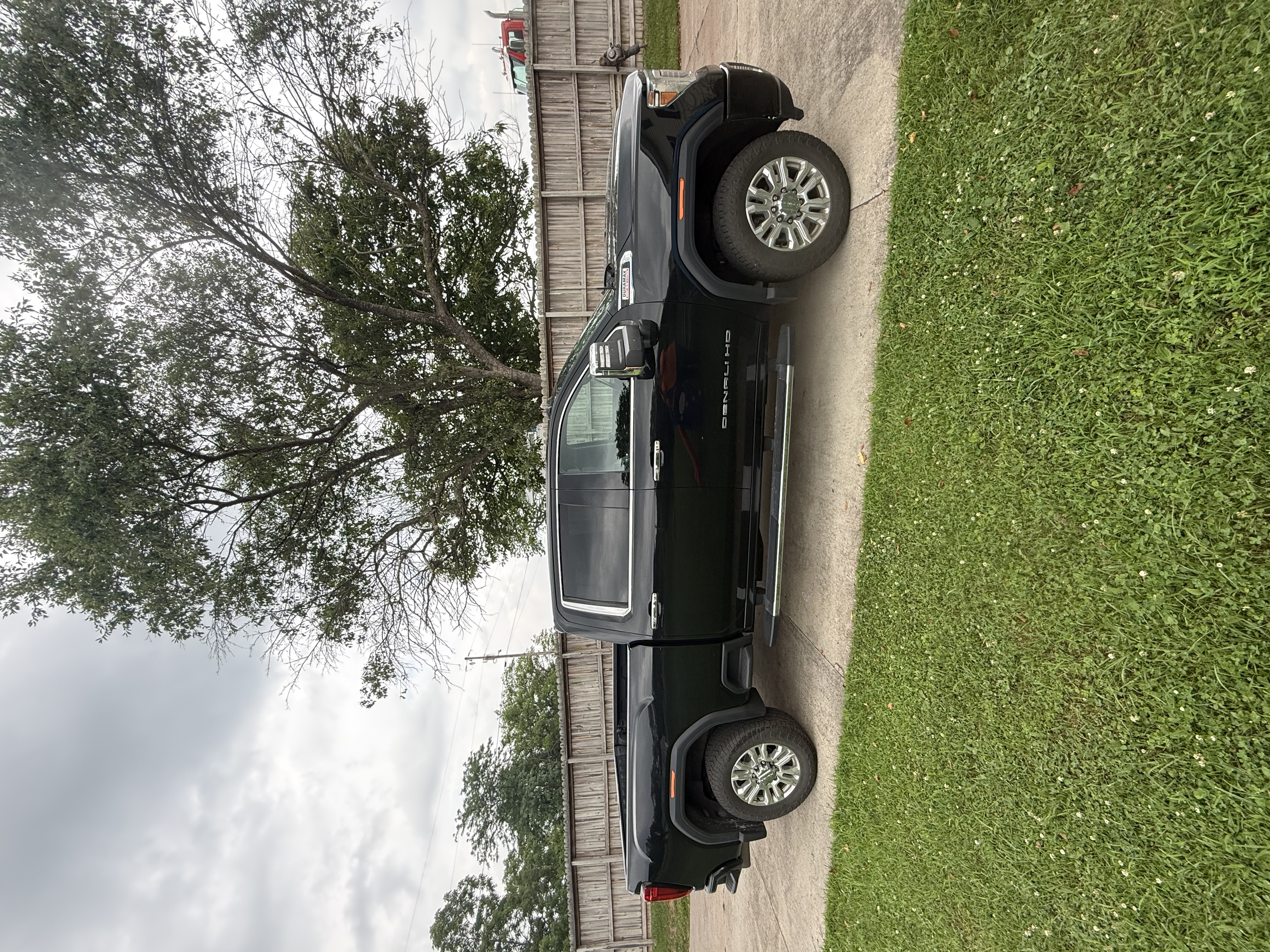 Used 2020 GMC Sierra 2500 Denali w/ Technology Package AWD/4WD image 8