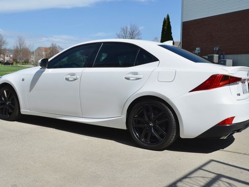 Used 2018 Lexus IS 300 F Sport w/ F Sport Package image 5