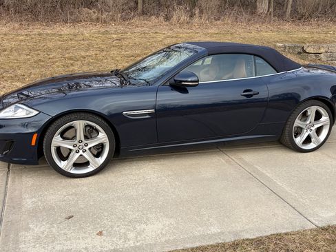 Used 2013 Jaguar XKR R image 10