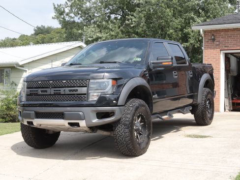 Used 2014 Ford F150 Raptor w/ Equipment Group 801A Luxury AWD/4WD image 1