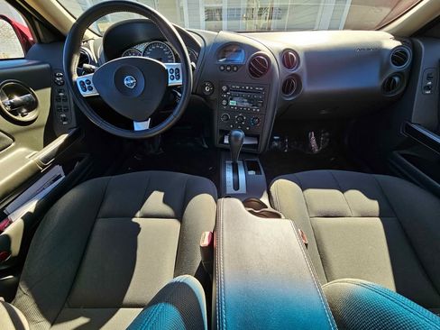 Used 2004 Pontiac Grand Prix GT w/ Drivers Package image 9