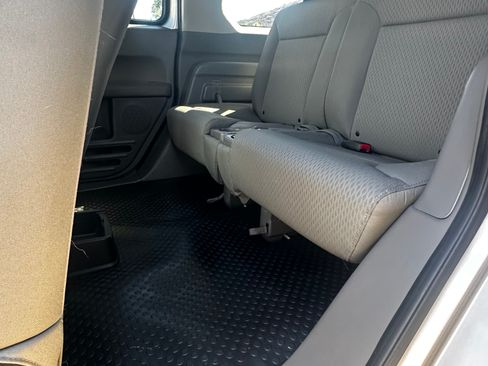 Used 2009 Honda Element LX image 12