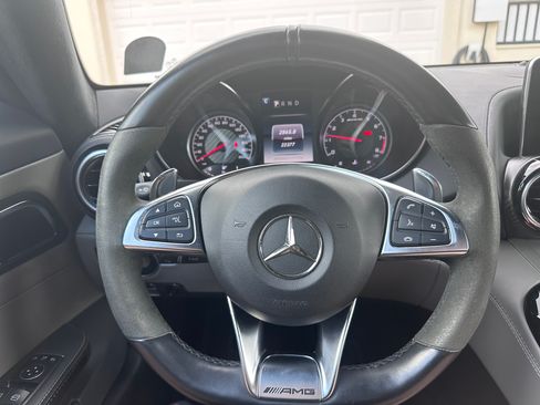 Used 2018 Mercedes-Benz AMG GT Roadster image 8