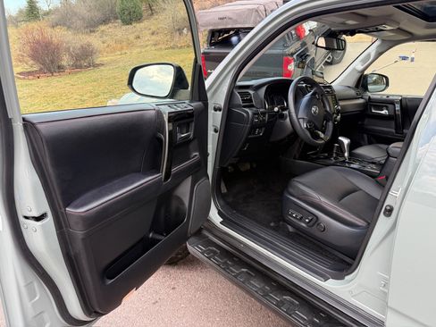 Used 2022 Toyota 4Runner TRD Off-Road Premium w/ Moonroof Package image 16