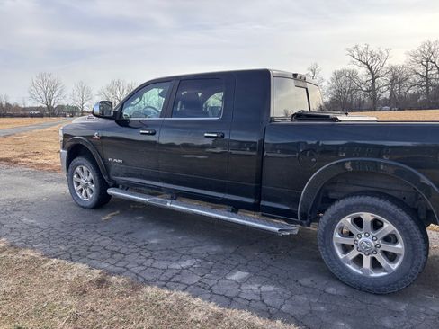 Used 2019 RAM 2500 Laramie image 2