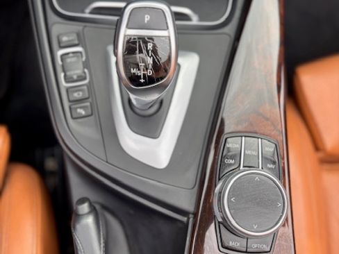 Used 2019 BMW 430i xDrive 430i xDrive Convertible 2D w/ Executive Package image 15